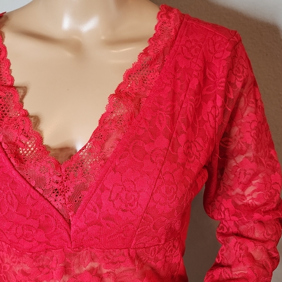 NWT H&M Red Lace Long Sleeve Sheer Bodysuit Size Large - Picture 12 of 16